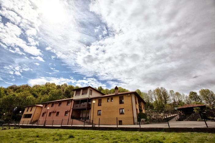 Hotel & Spa Villa De Mestas Местас-де-Кон Екстер'єр фото